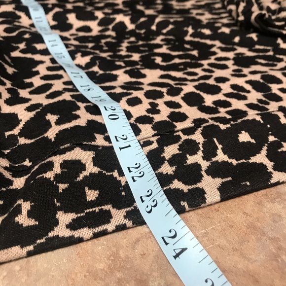 Loft leopard print puffed bell sleeved top 552103 - Picture 7 of 10